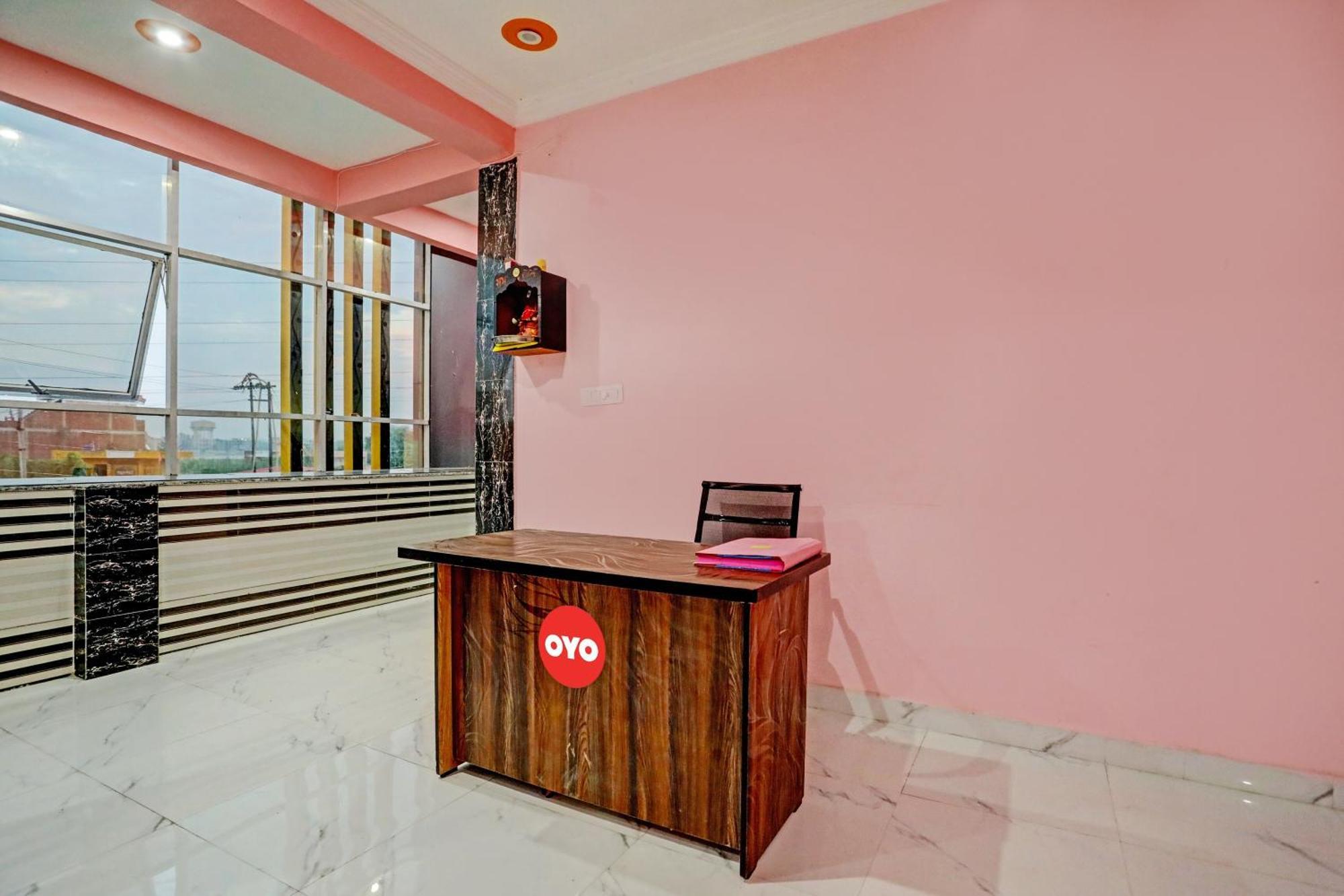 Oyo Flagship Hotel Star Inn Kanpur Esterno foto